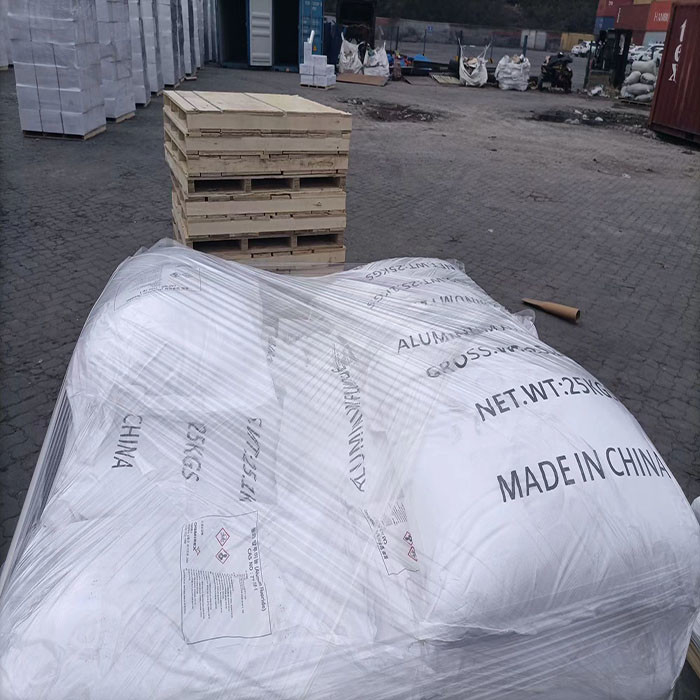 Wysokiej jakości fluorek aluminium Produkty chemiczne przemysłowe do płynu metalowego