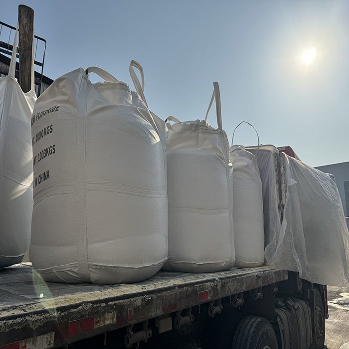 Fluorek aluminium klasy przemysłowej AIF3 stosowany jako płyn do szklanki szkliwa