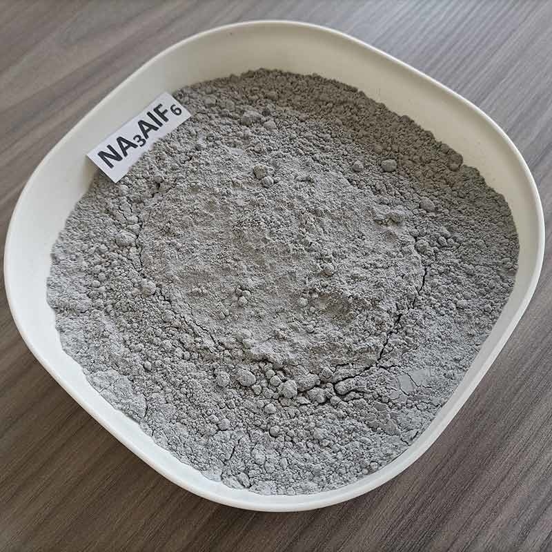 Kryolit syntetyczny o wysokiej czystości klasy przemysłowej do produkcji elektrolitycznej stopów aluminium