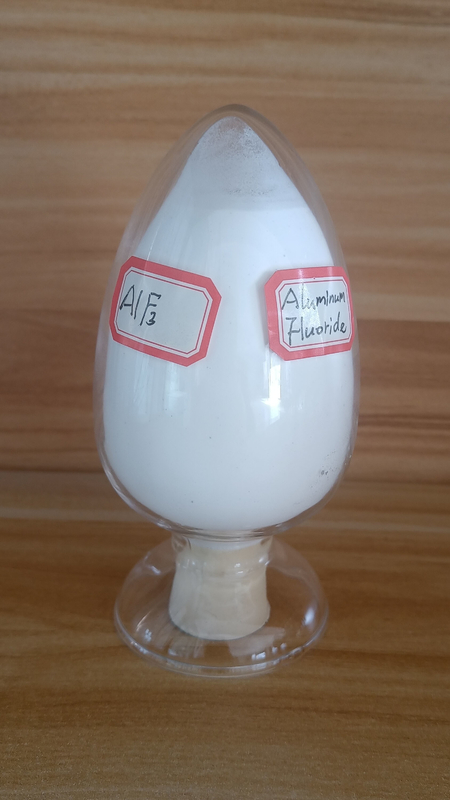 Produkcja fluoru aluminium, zmniejszenie temperatury topnienia i poprawa przewodności elektrolitów