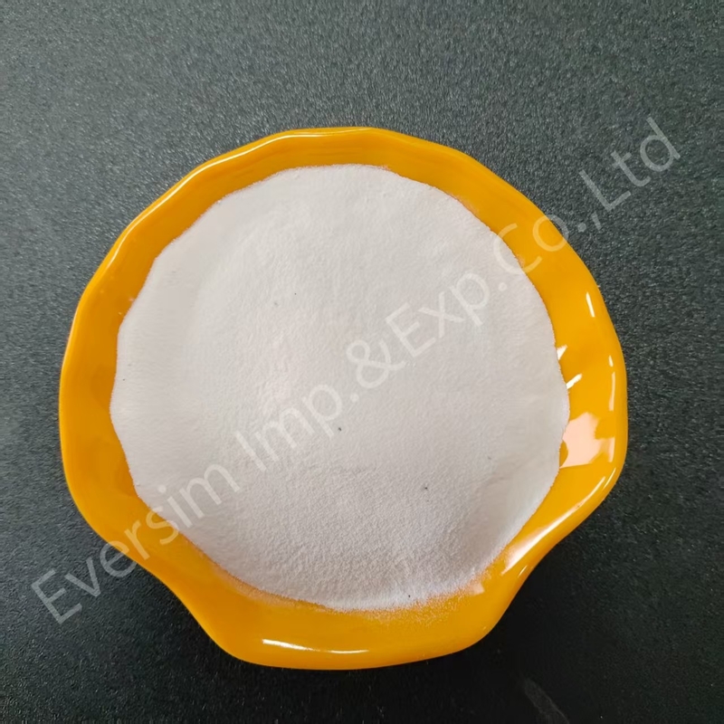 Wyrób przemysłowy 7784-18-1 AlF3 Fluorek aluminium katalizator reakcji chemicznej o silnej korozyjności