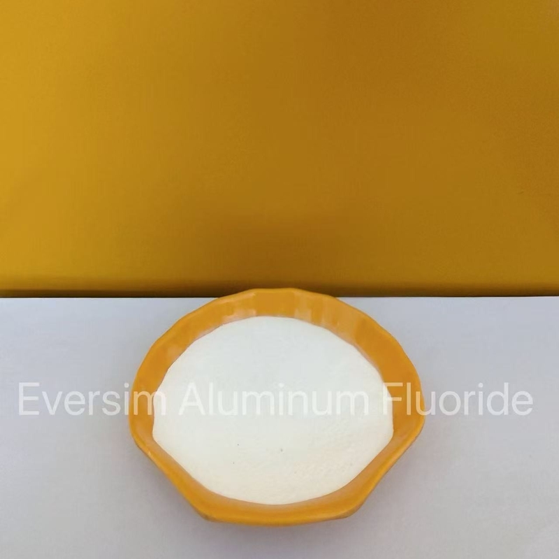 Waga cząsteczkowa 83,98 Biały piaskowy fluorek aluminium Alf3 do przepływu metali innych niż żelazne