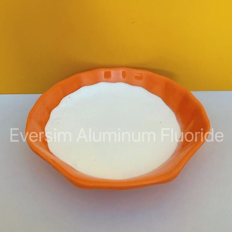 Wysoka czystość 98% Masa cząsteczkowa 83,98 Alf3 Fluorek aluminium jako materiały fluowe