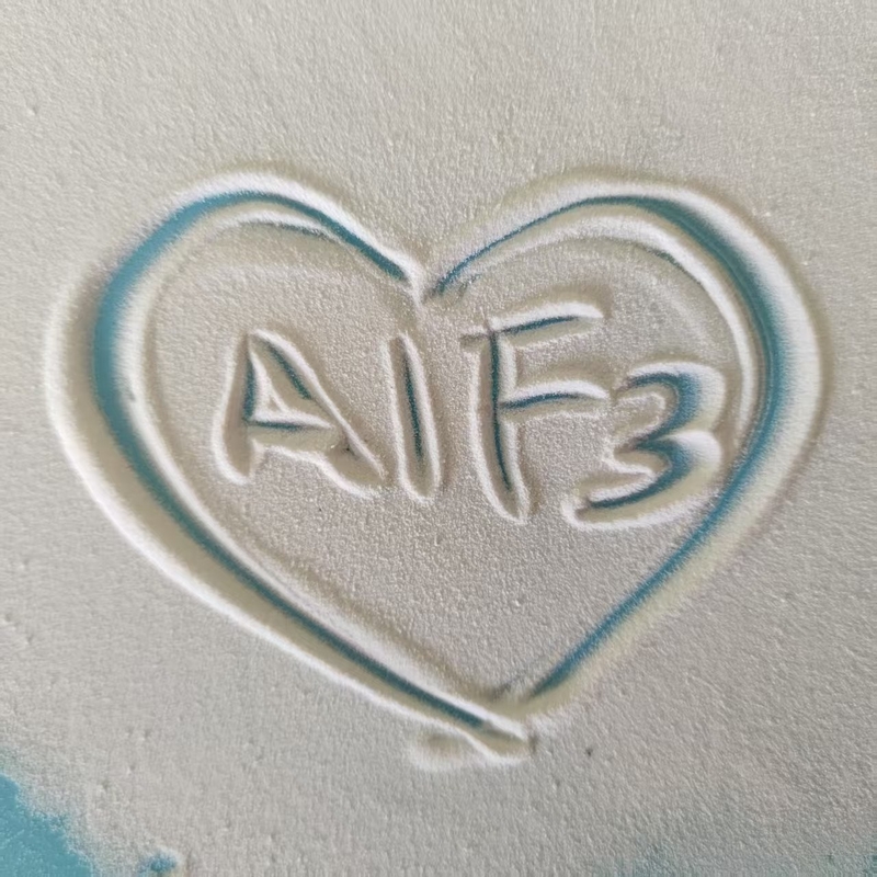 Najwyższej jakości biały fluorek aluminium Alf3 Sandy dla ulepszonych procesów produkcji aluminium