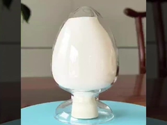 Fluorek aluminium z białego piasku